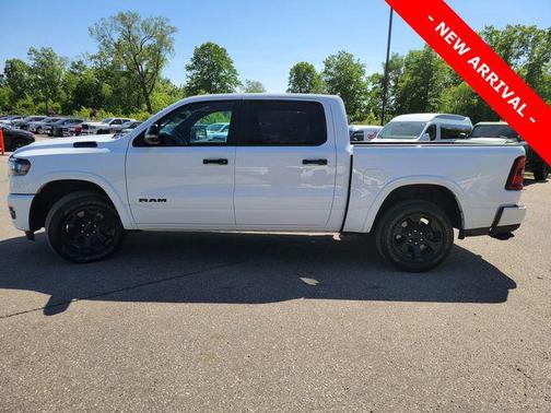 Bright White Clearcoat 2025 RAM 1500 Big Horn/Lone Star