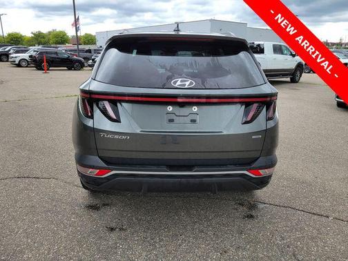 Amazon Gray 2023 Hyundai TUCSON SEL