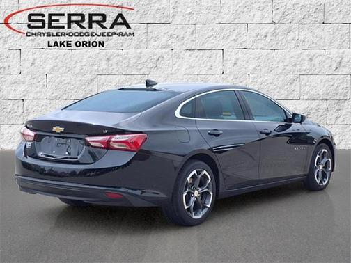 2022 Chevrolet Malibu FWD LT