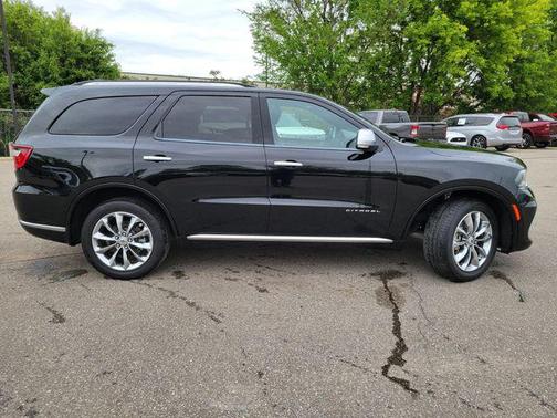 DB Black Clearcoat 2023 Dodge Durango Citadel AWD