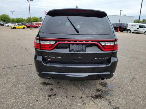 DB Black Clearcoat 2023 Dodge Durango Citadel AWD