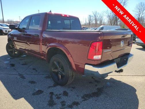 Delmonico Red Pearlcoat 2016 RAM 1500 Outdoorsman