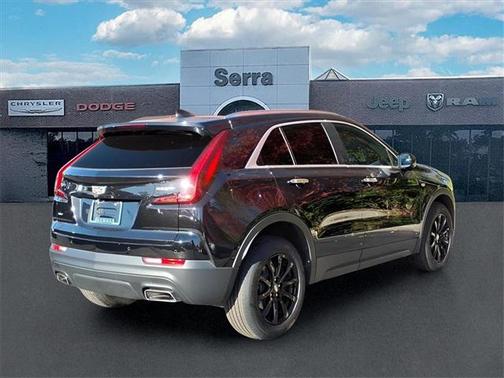 2023 Cadillac XT4 Luxury