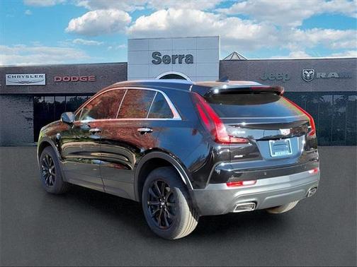 2023 Cadillac XT4 Luxury