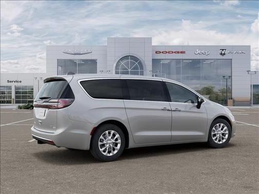 Silver Mist Clearcoat 2026 Chrysler Pacifica Limited