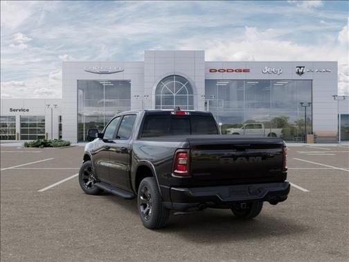 Diamond Black Crystal Pearlcoat 2027 RAM 1500 Big Horn/Lone Star