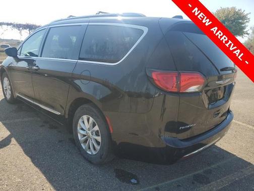 2018 Chrysler Pacifica Touring-L Plus