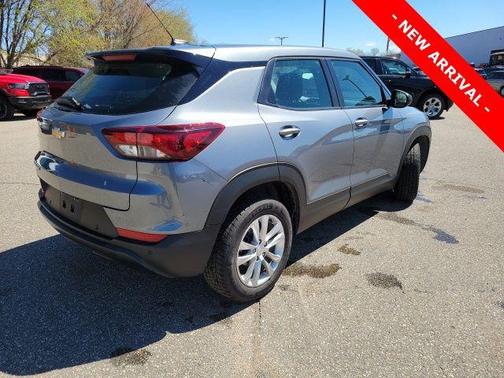 Satin Steel Metallic 2021 Chevrolet Trailblazer LS