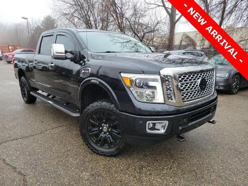 2016 Nissan Titan XD Platinum Reserve
