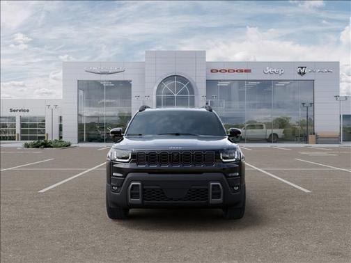 Diamond Black Crystal Pearlcoat 2026 Jeep Cherokee Overland