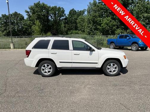 2009 Jeep Grand Cherokee Laredo