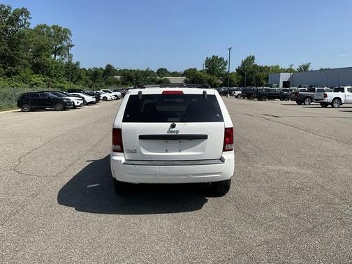 2009 Jeep Grand Cherokee Laredo
