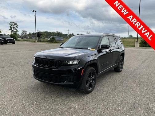 2024 Jeep Grand Cherokee Altitude