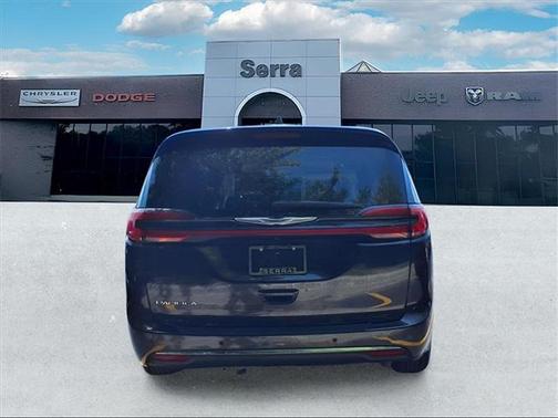 2021 Chrysler Pacifica Touring L
