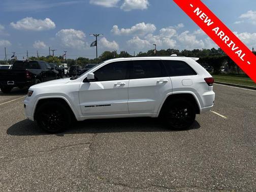 2020 Jeep Grand Cherokee Altitude