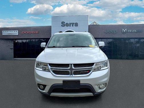 Bright Silver Metallic Clearcoat 2014 Dodge Journey SXT