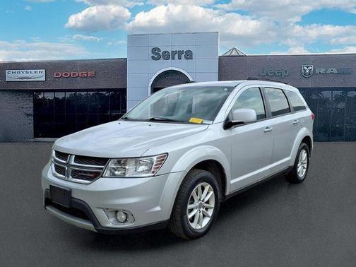 Bright Silver Metallic Clearcoat 2014 Dodge Journey SXT