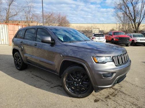 2018 Jeep Grand Cherokee Altitude