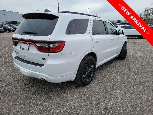 White Knuckle Clearcoat 2023 Dodge Durango R/T Plus AWD
