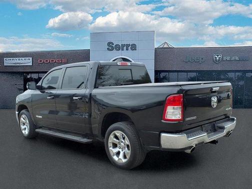 Diamond Black Crystal Pearlcoat 2019 RAM 1500 Big Horn