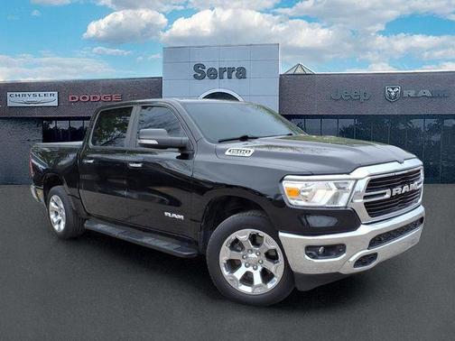 Diamond Black Crystal Pearlcoat 2019 RAM 1500 Big Horn