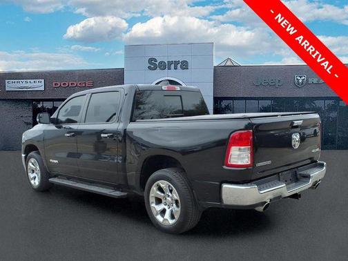 Diamond Black Crystal Pearlcoat 2019 RAM 1500 Big Horn