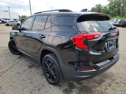 Ebony Twilight Metallic 2021 GMC Terrain SLT