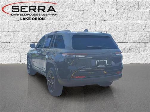 2024 Jeep Grand Cherokee Altitude