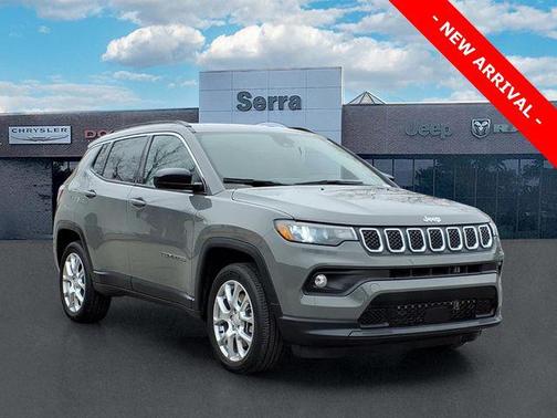 Sting-Gray Clearcoat 2023 Jeep Compass Latitude Lux