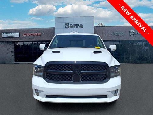 Bright White Clearcoat 2018 RAM 1500 Night Crew Cab 4x4 5'7' Box