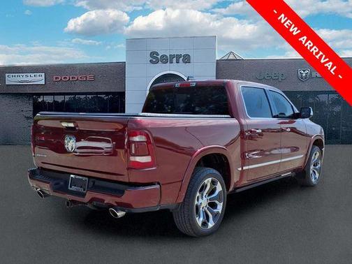 Delmonico Red Pearlcoat 2022 RAM 1500 Limited