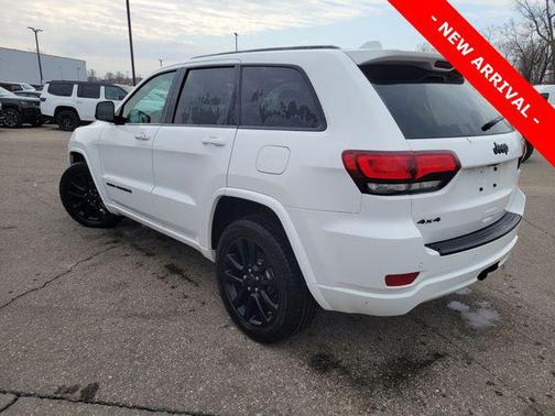 2017 Jeep Grand Cherokee Altitude