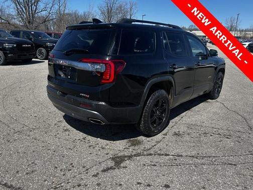 2023 GMC Acadia AWD AT4