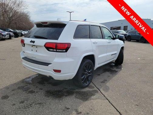2021 Jeep Grand Cherokee Laredo