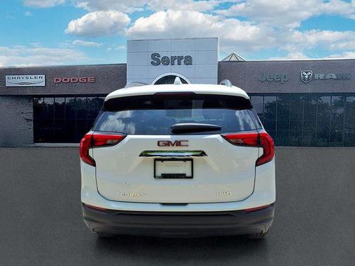 Summit White 2021 GMC Terrain SLE