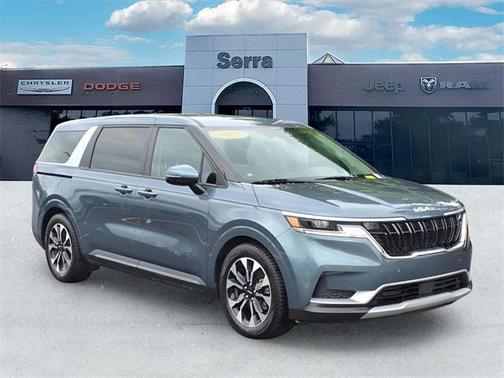 2023 Kia Carnival EX