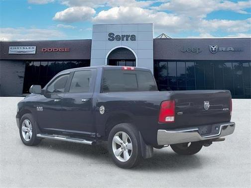 2016 RAM 1500 SLT