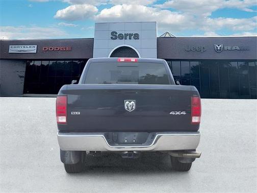 2016 RAM 1500 SLT