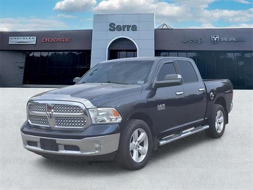 2016 RAM 1500 SLT