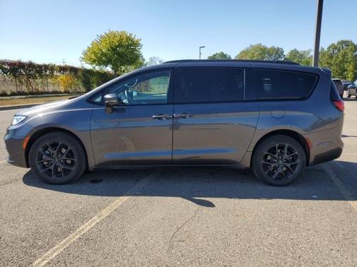 2022 Chrysler Pacifica Limited