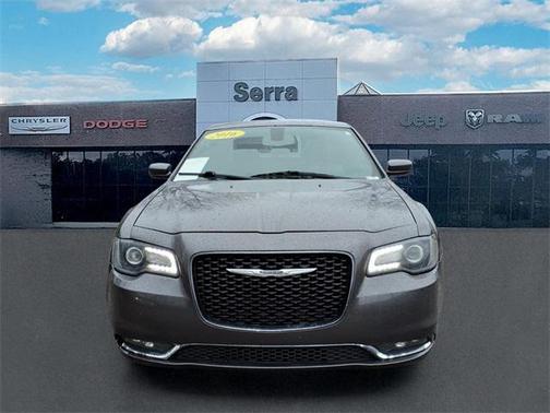 2016 Chrysler 300 S