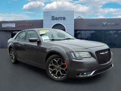 2016 Chrysler 300 S