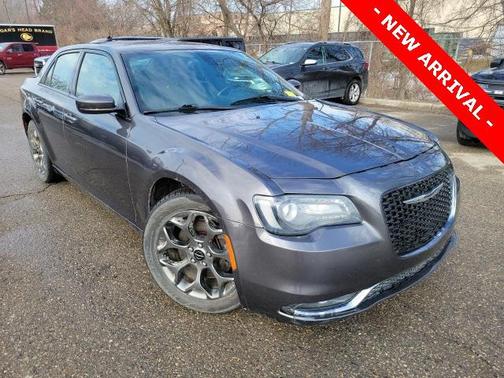 2016 Chrysler 300 S