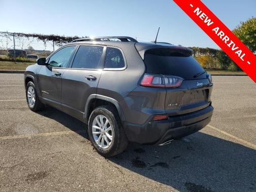 2022 Jeep Cherokee Latitude Lux
