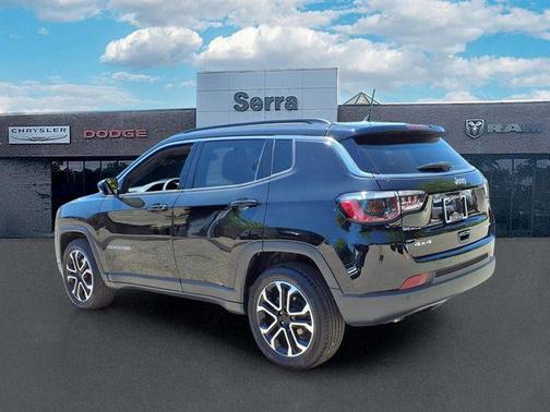 Diamond Black Crystal Pearlcoat 2024 Jeep Compass Limited