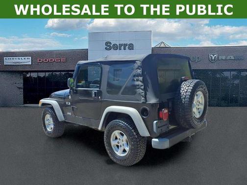 Black Clearcoat 2005 Jeep Wrangler X
