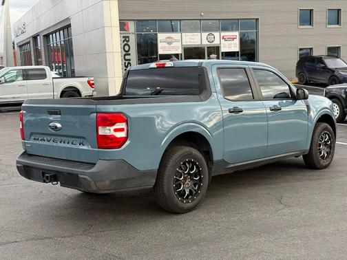 2022 Ford Maverick XL