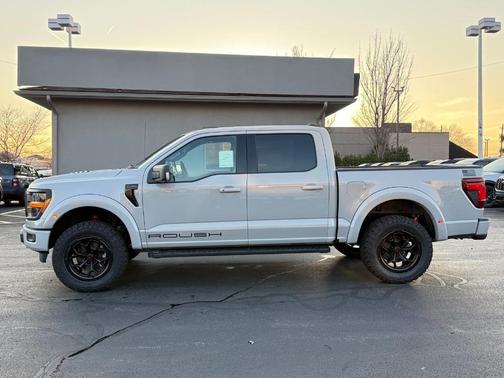 Avalanche 2026 Ford F-150 XLT