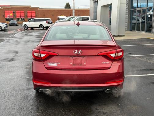 2015 Hyundai SONATA Sport