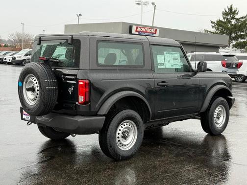 Shadow 2026 Ford Bronco Base